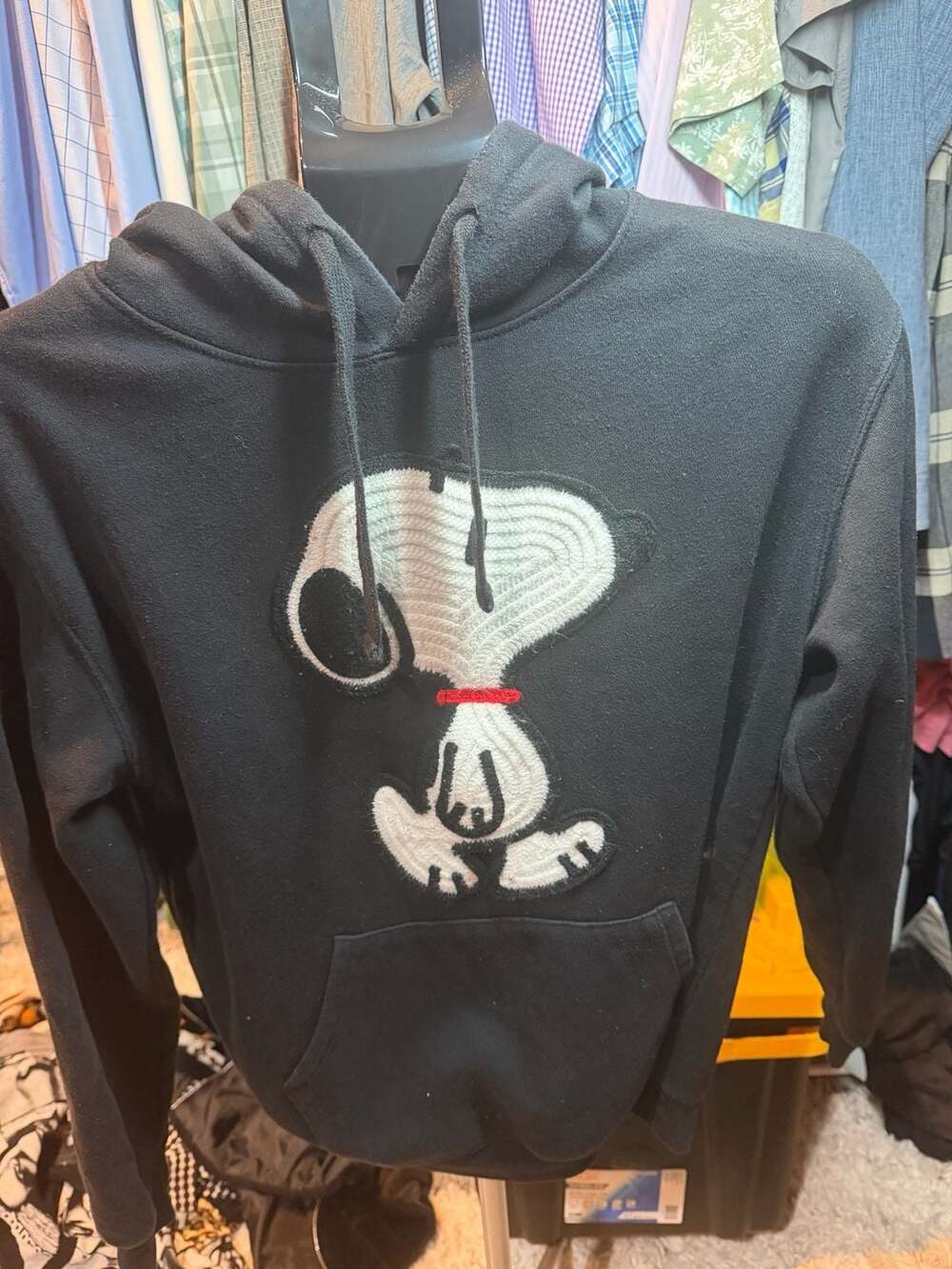 Peanuts Snoopy Hoodie Size M Black Embroidered Pullover Sweatshirt